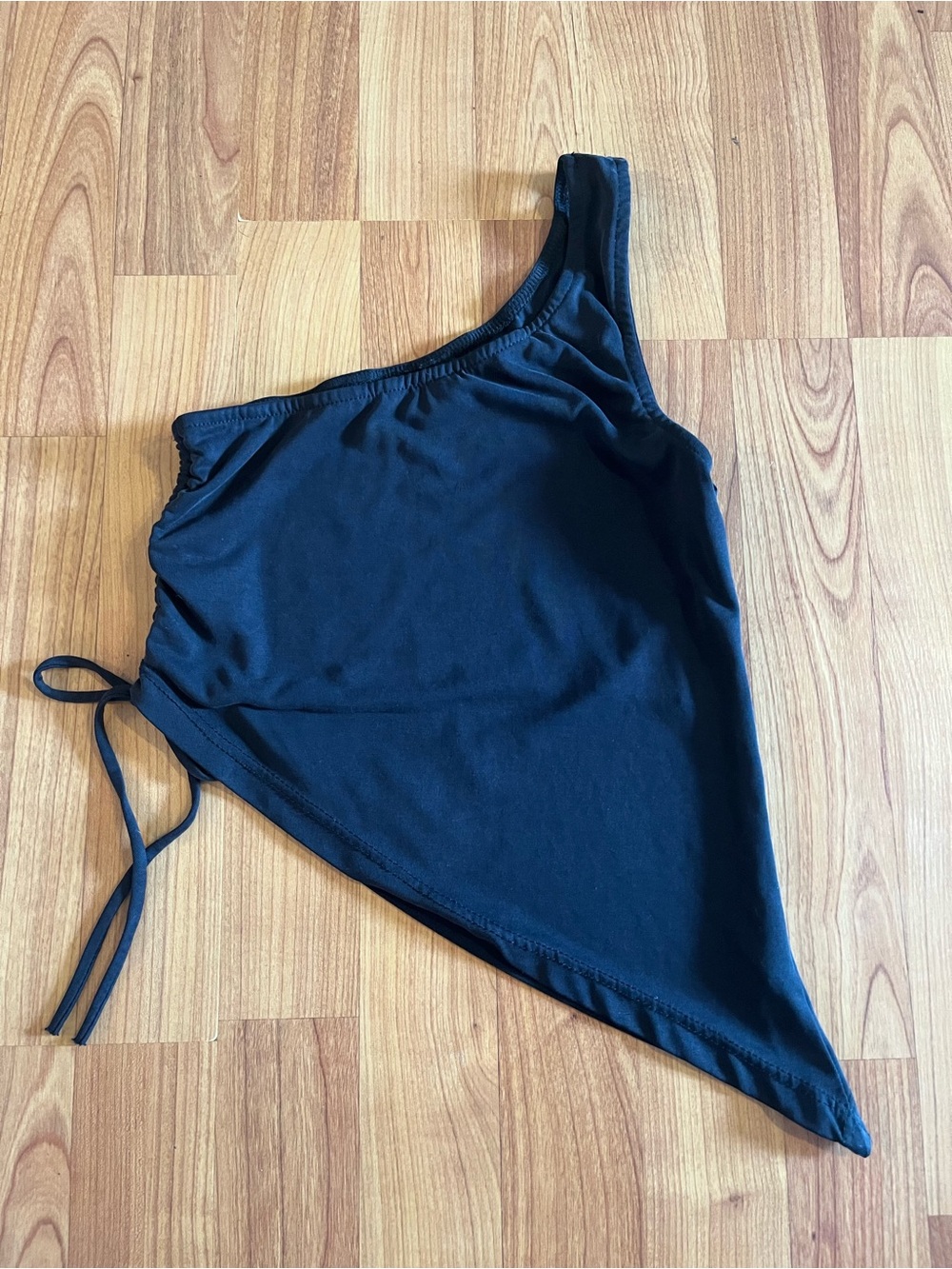 Windows Asymmetrical One-Shoulder Black top